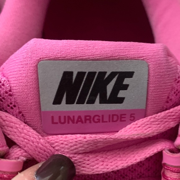 Authentic Nike with Swarovski Crystals - Picture 4 of 8